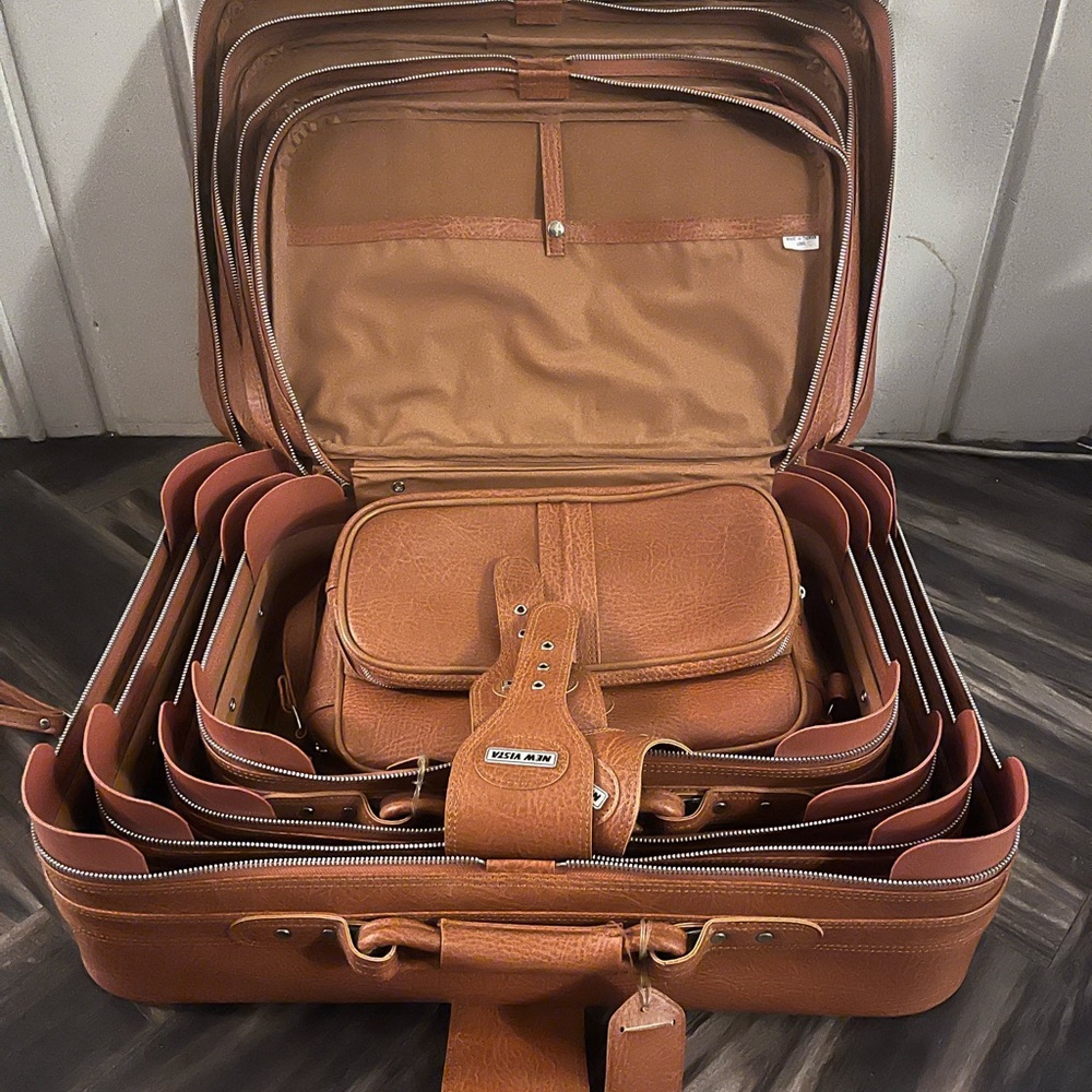 Vintage Vista Luggage 5 Piece Set